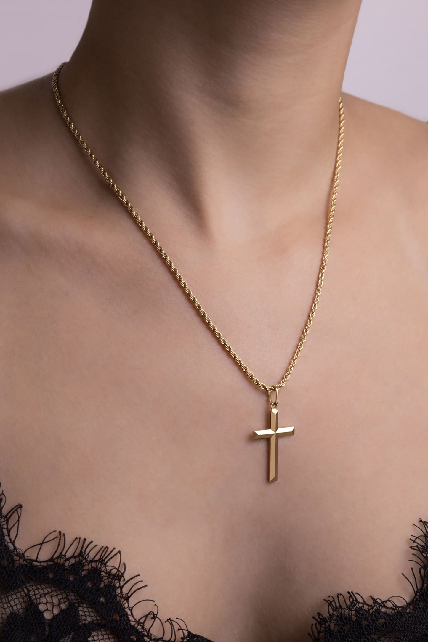 Cadena Lazo en Oro laminado 18k Para Dama