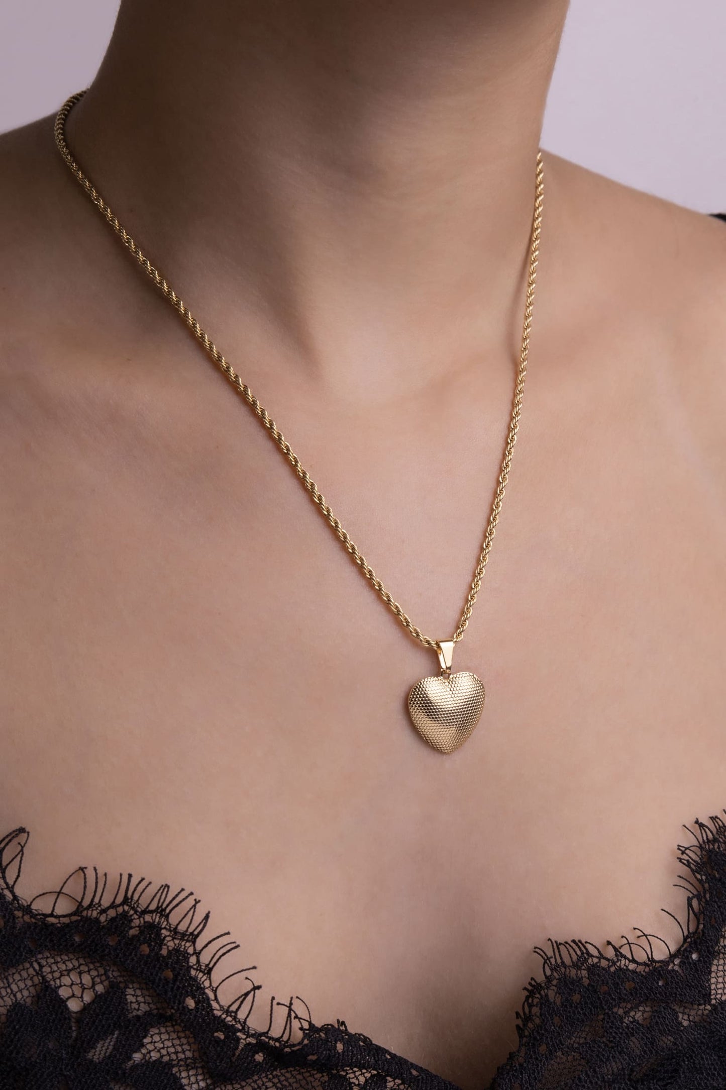 Cadena Lazo en Oro laminado 18k Para Dama