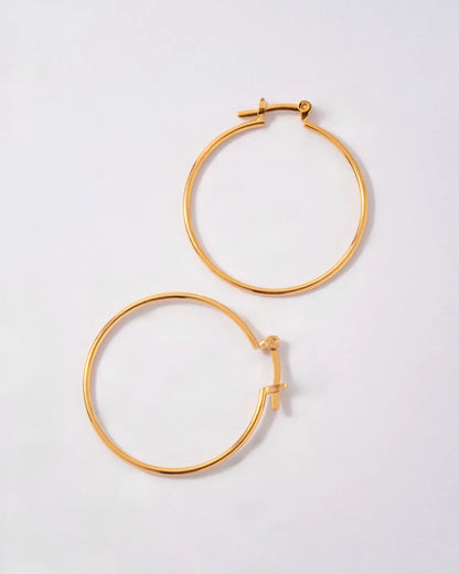 Aretes Cosmos en Oro laminado 18k Para Dama