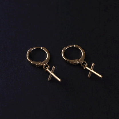 Aretes Cruz en Oro laminado 18k Para Dama