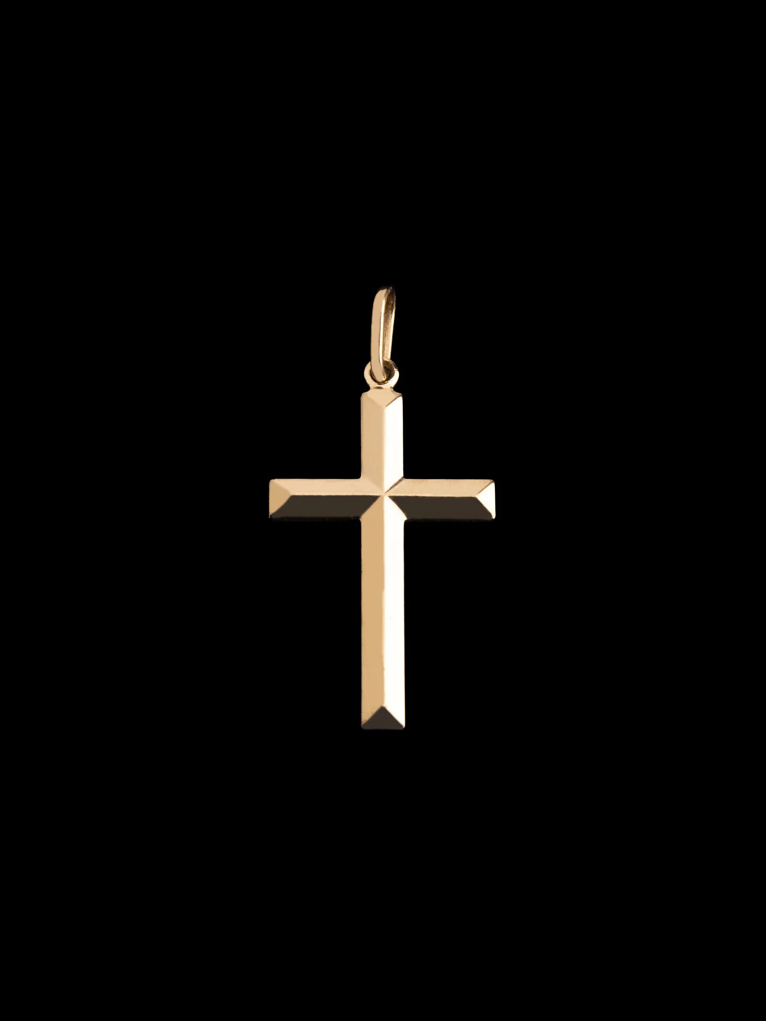 Dije Cruz Alivio en Oro laminado 18k
