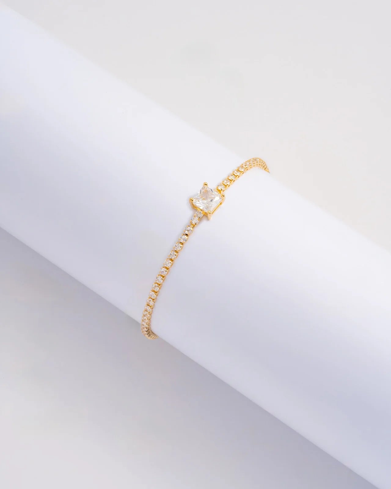Pulsera Carré Clair en Oro laminado 18k
