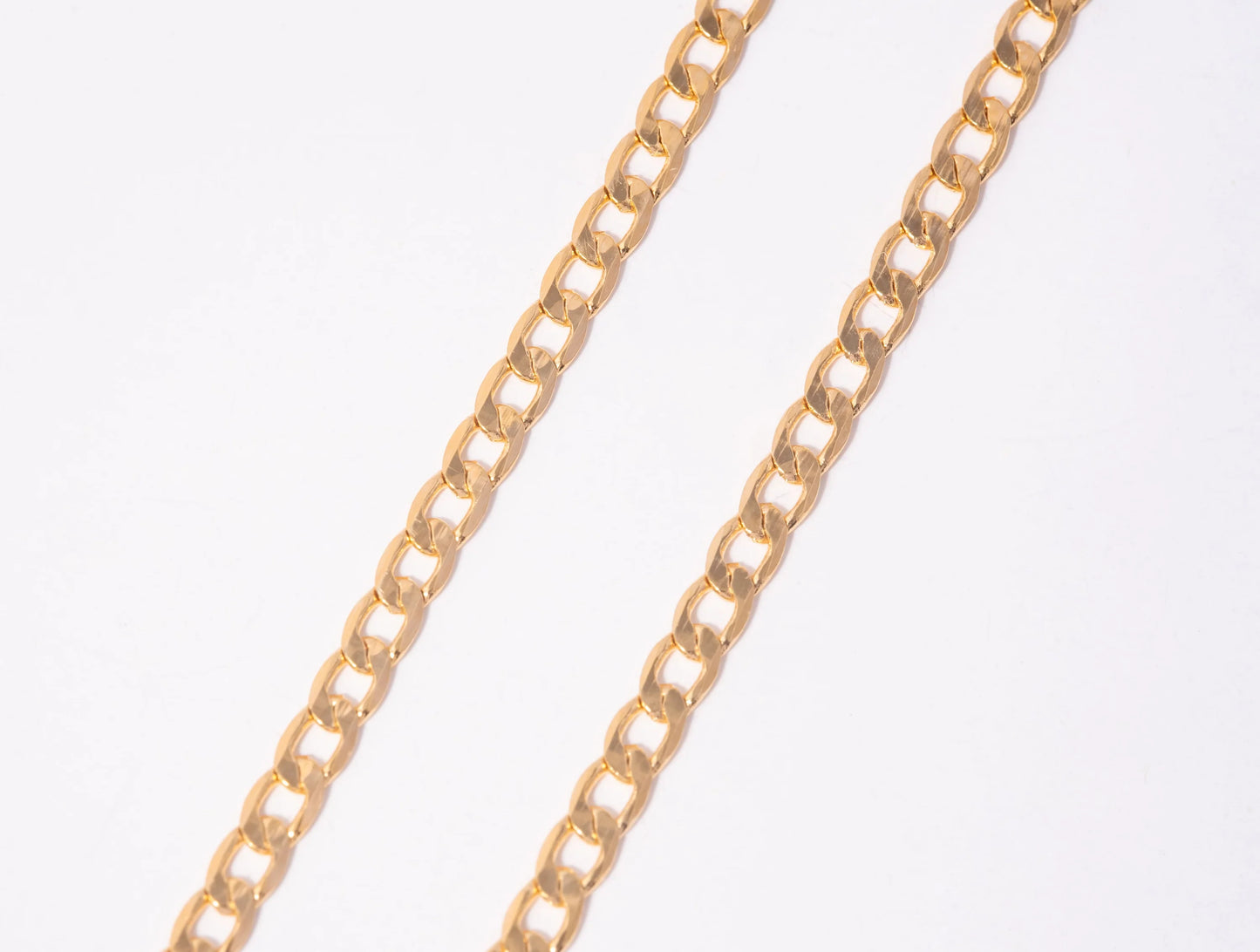 Pulsera Eslabón plano en Oro laminado 18k